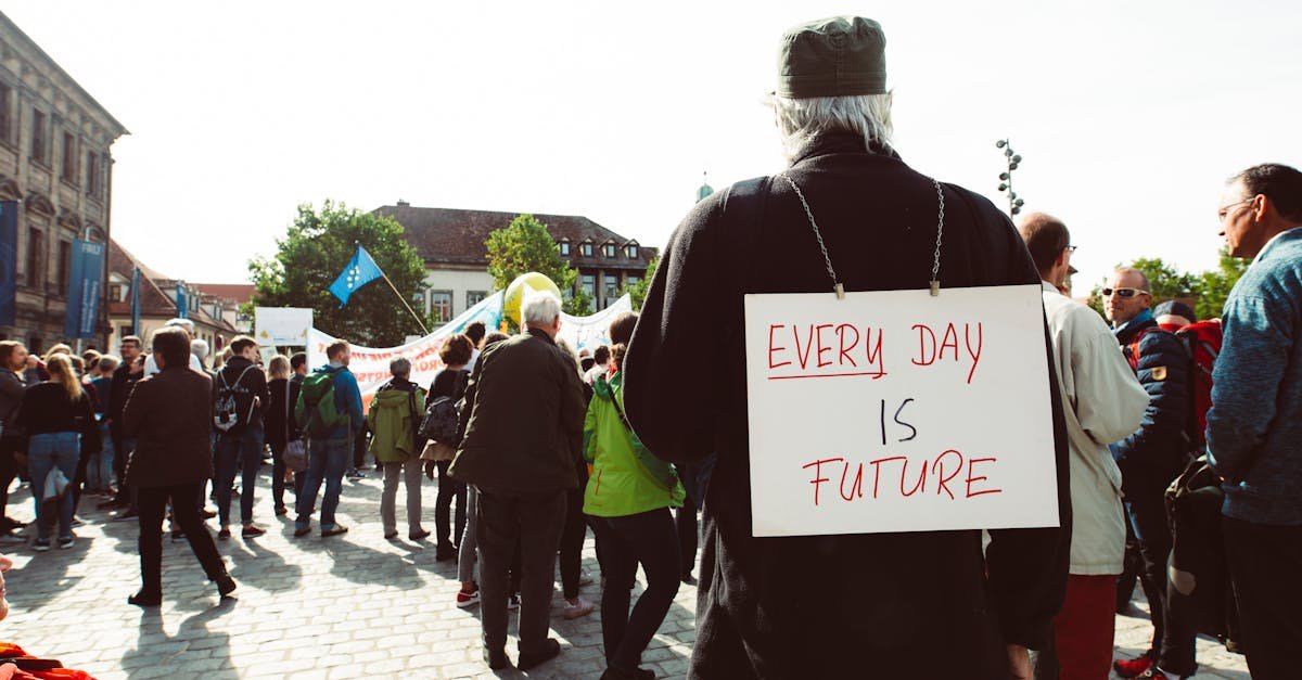 découvrez des informations et des actualités sur les activistes engagés dans différentes causes sociétales et environnementales.