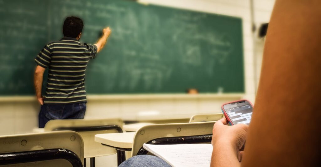 découvrez les dernières actualités, ressources et conseils sur l'éducation pour accompagner votre apprentissage et celui de vos enfants, du primaire à l'université.