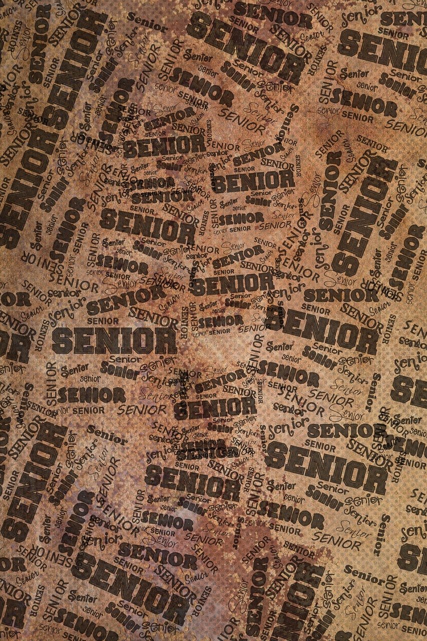 célébrez la graduation avec joie et fierté, un moment clé marquant la réussite académique et un nouveau départ vers l'avenir.