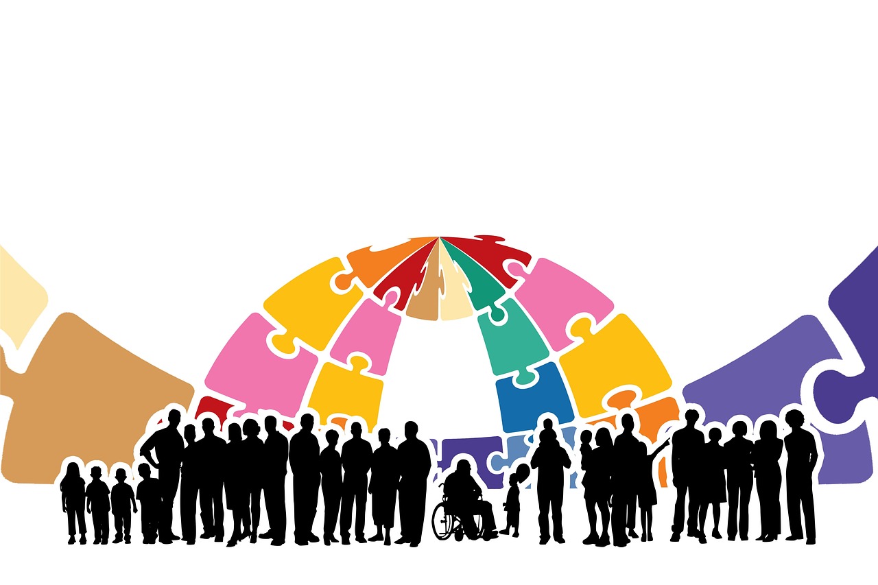 l'éducation inclusive vise à garantir l'accès à un enseignement de qualité pour tous les élèves, quelles que soient leurs différences, en favorisant l'intégration et l'égalité des chances.