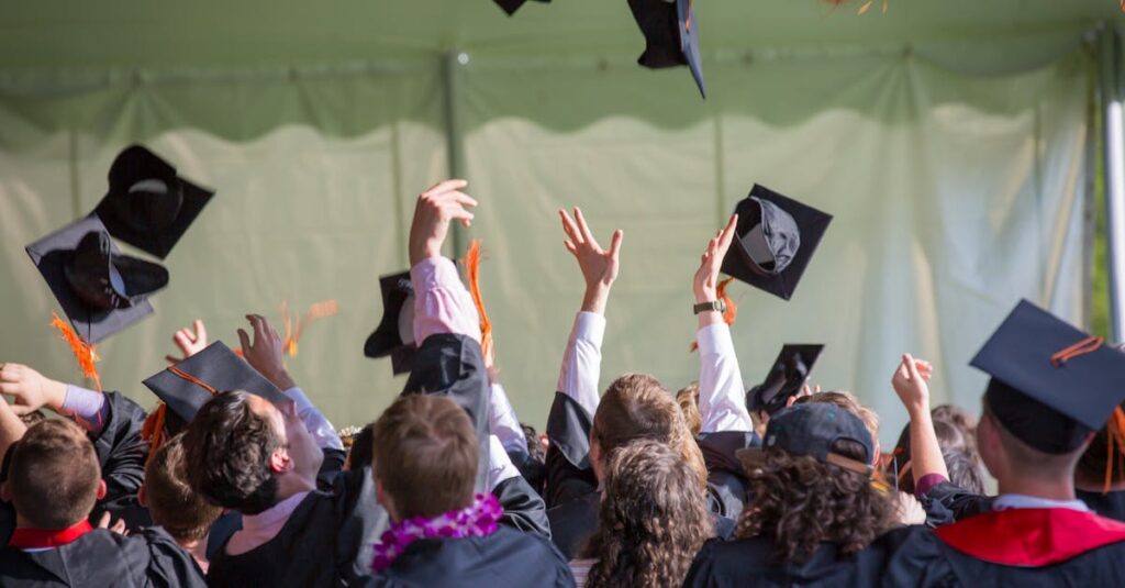 découvrez tout ce qu'il faut savoir sur le master's degree : définition, avantages, débouchés professionnels, conditions d'admission et conseils pour réussir votre parcours universitaire.