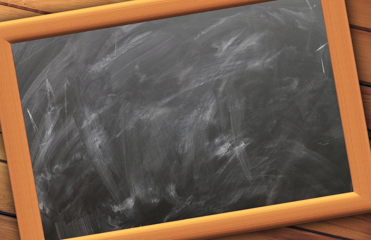Fermetures de classes : un regard sur les défis des écoles rurales